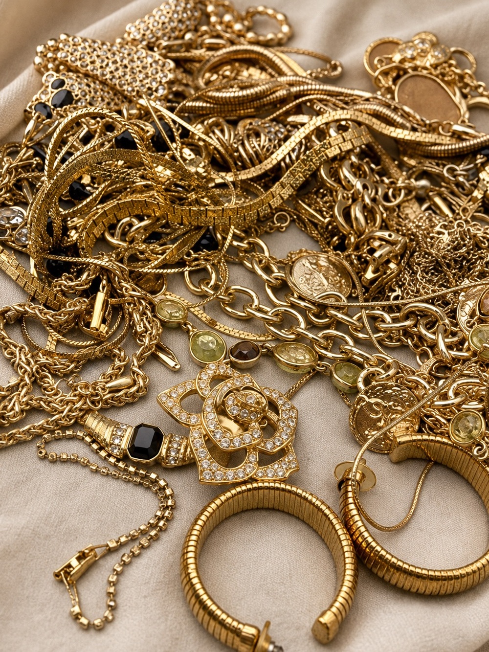 3 LB Big Tangled Jewelry Lot!! tons, and tons of chains necklaces